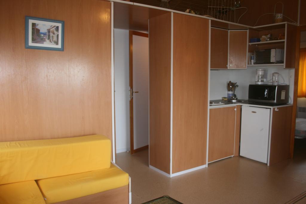 La Ptite Ferme De Caro Hotel Meyrignac-l'Eglise ภายนอก รูปภาพ