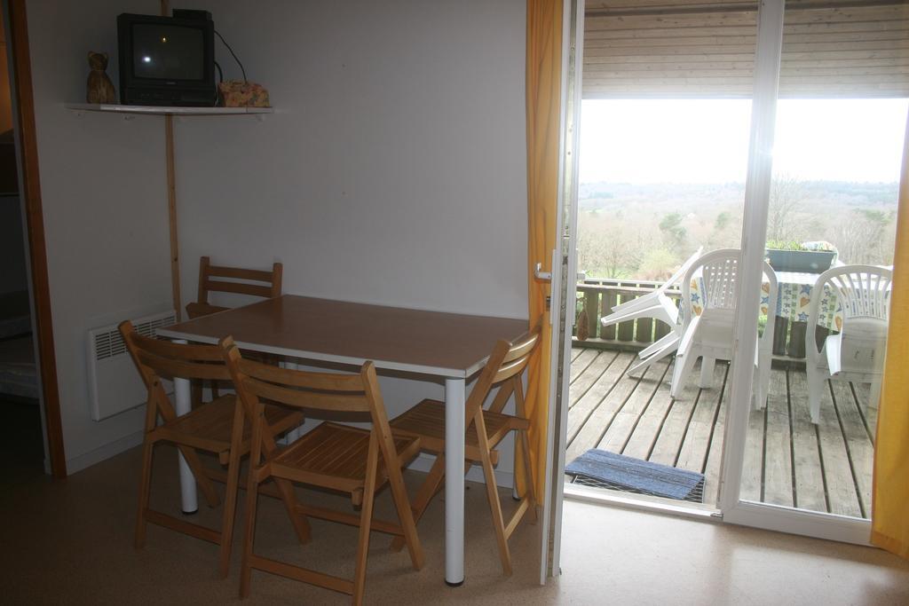 La Ptite Ferme De Caro Hotel Meyrignac-l'Eglise ภายนอก รูปภาพ