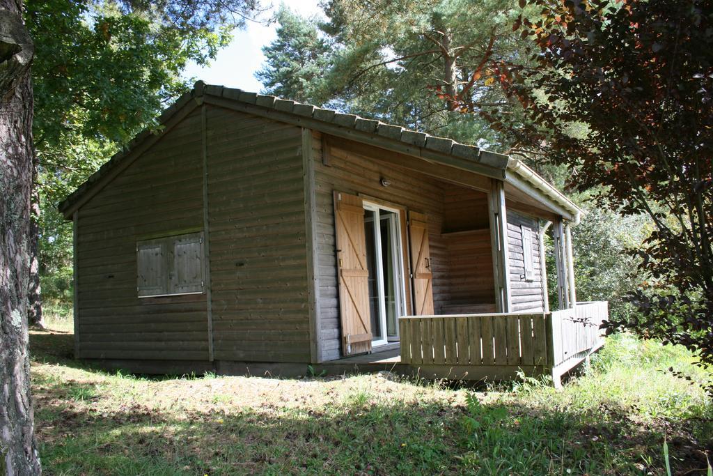 La Ptite Ferme De Caro Hotel Meyrignac-l'Eglise ภายนอก รูปภาพ